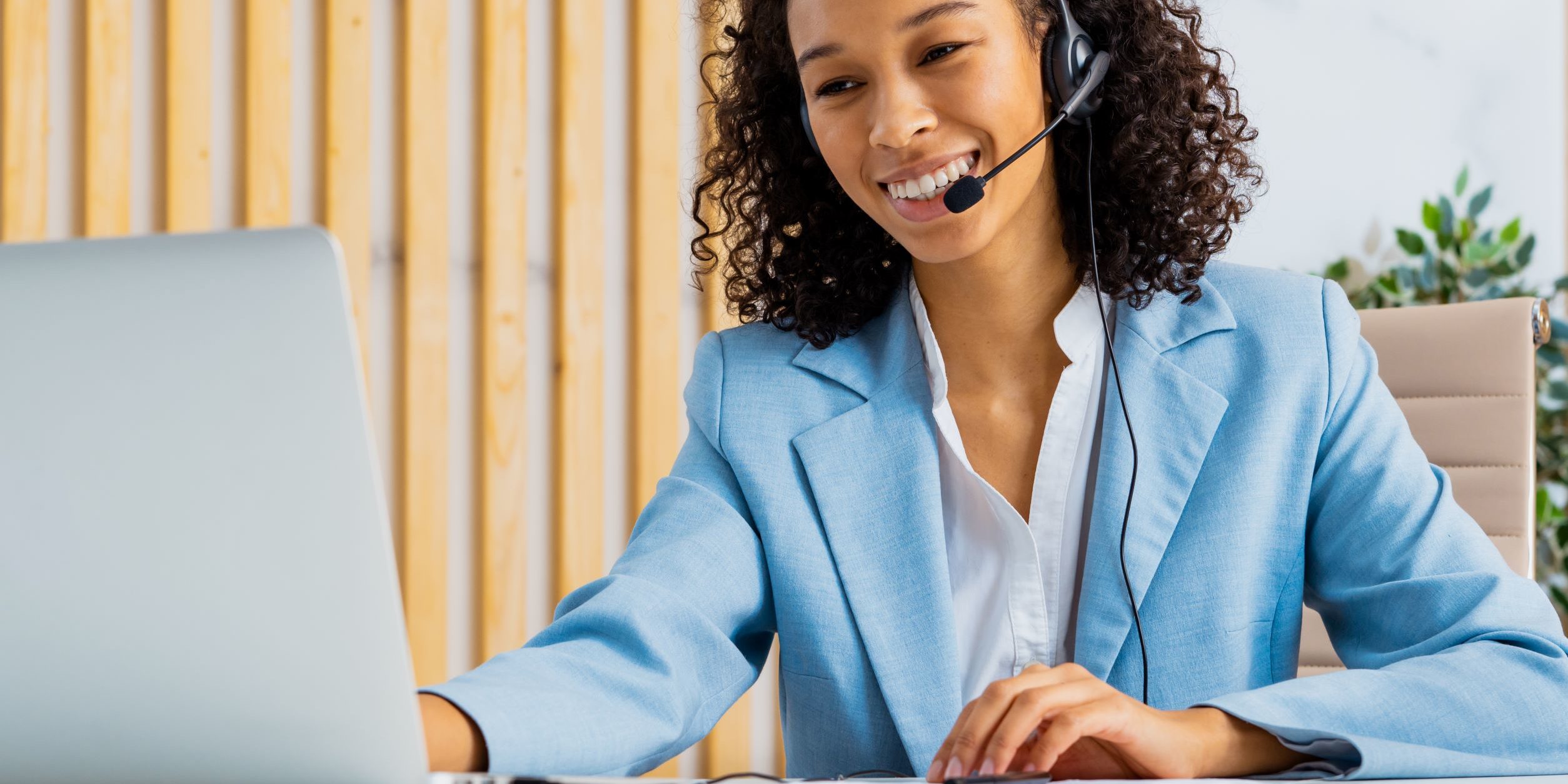 Hybridation de la relation client en assurances